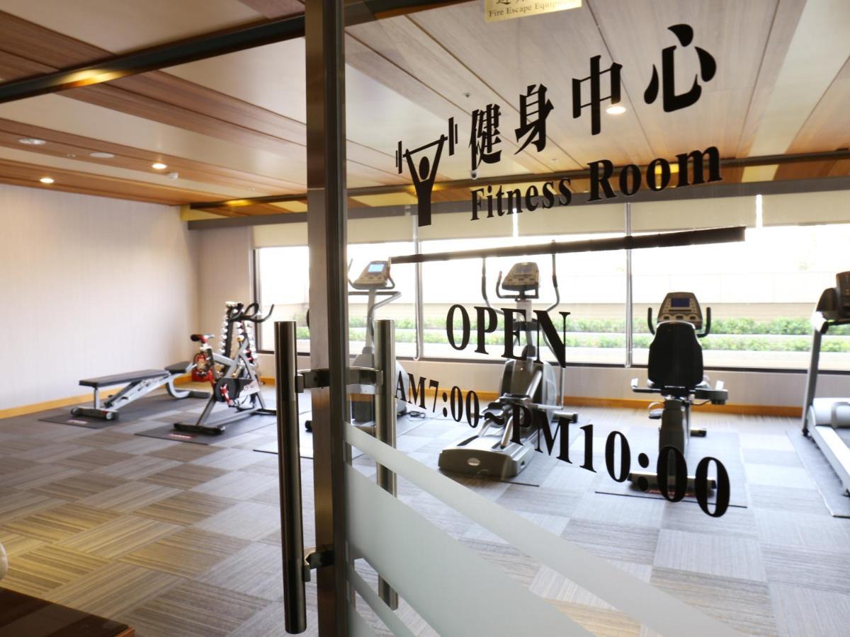 Fushin Hotel - Tainan Buitenkant foto