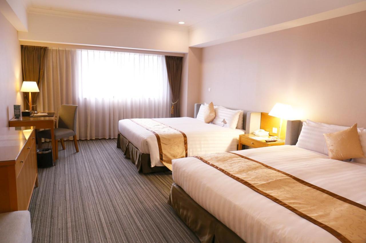 Fushin Hotel - Tainan Buitenkant foto
